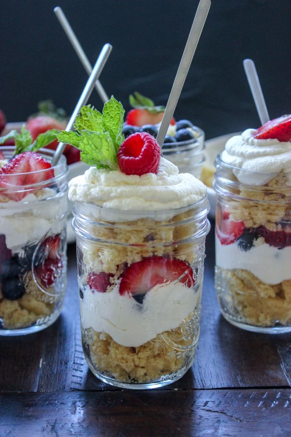 Keto Berry Cake In A Jar