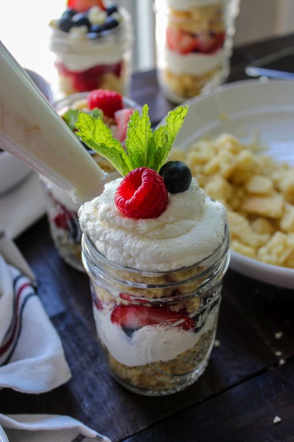 Keto Berry Cake In A Jar