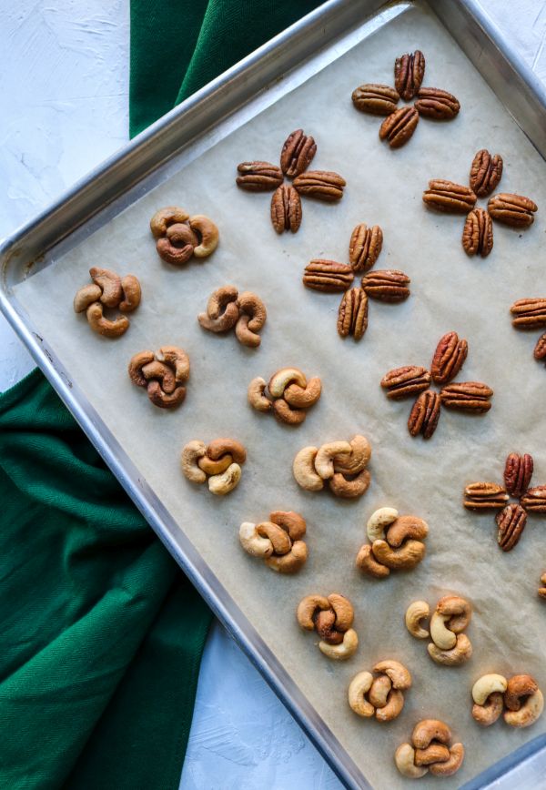 Homemade Keto Turtles