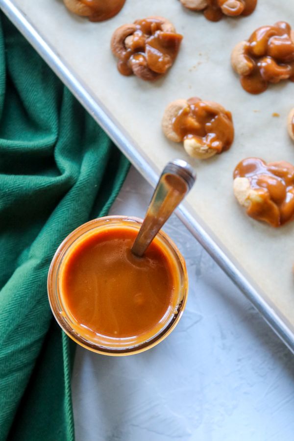 Homemade Keto Turtles