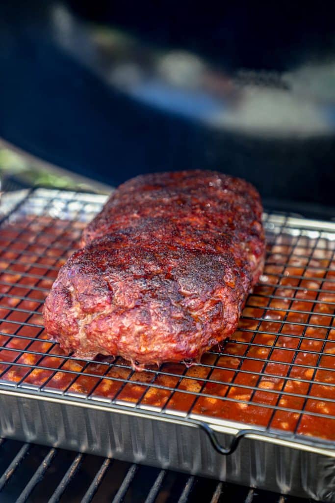 Smoked chili on the big green egg smoker