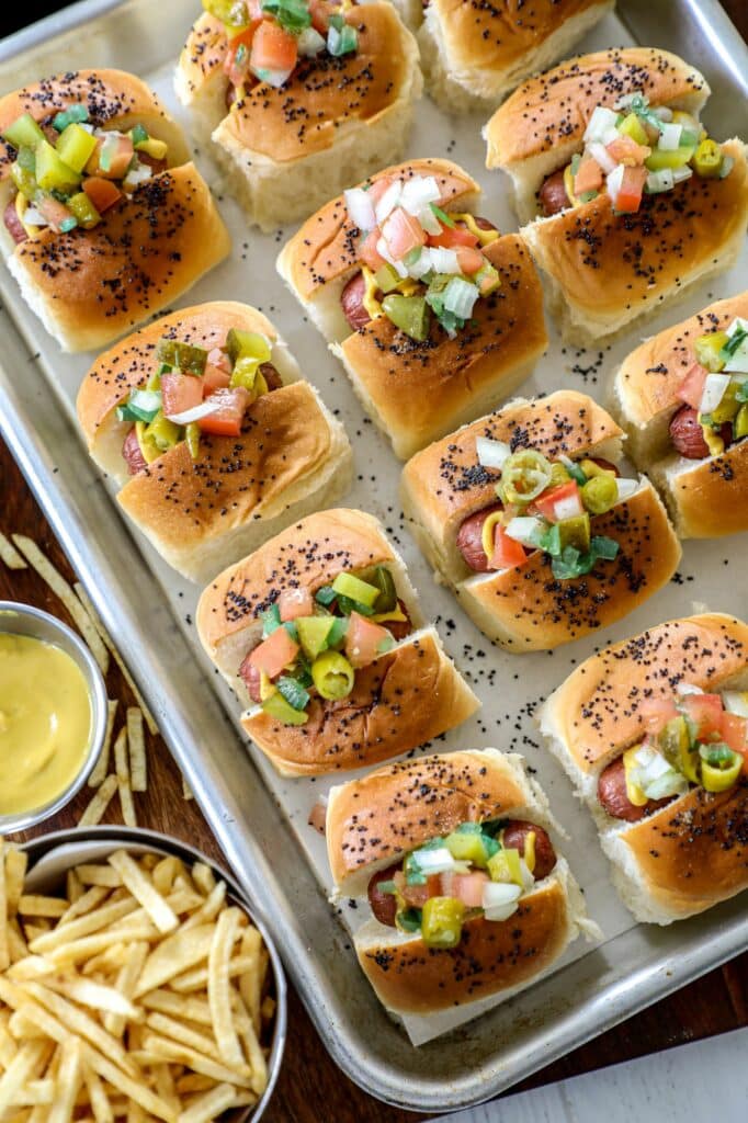 Mini Chicago Hot Dogs Sliders