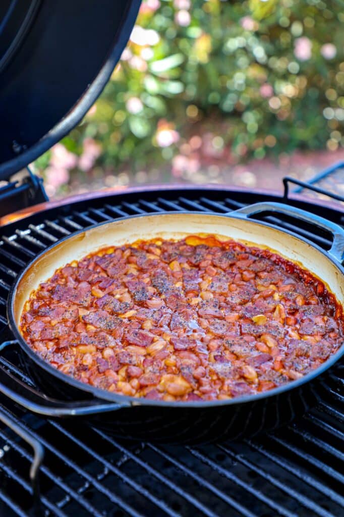 Smoking the baked beans on the grill