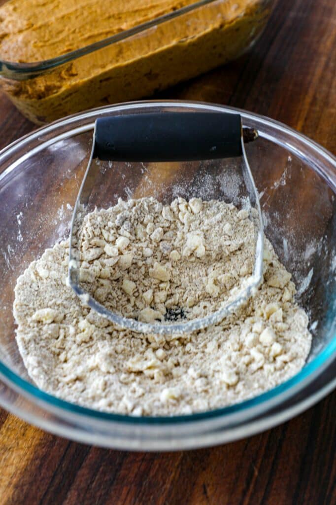 struesel topping that is optional