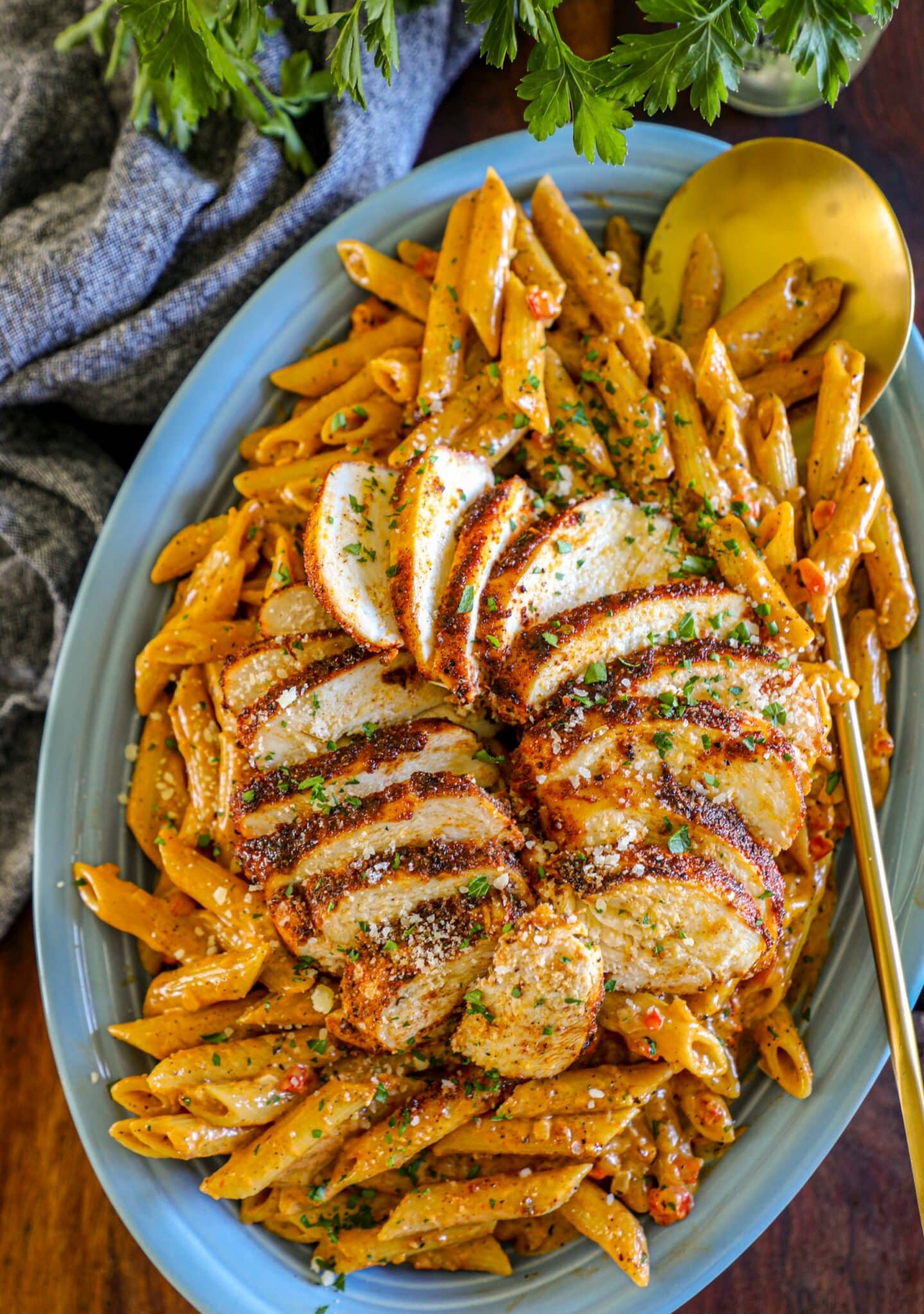 Blackened Chicken Alfredo Pasta Recipe - Bonappeteach