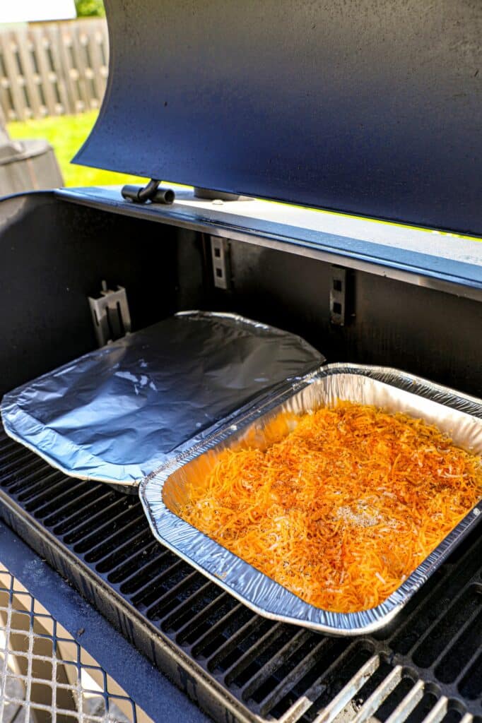 Smoking the cheese sauce