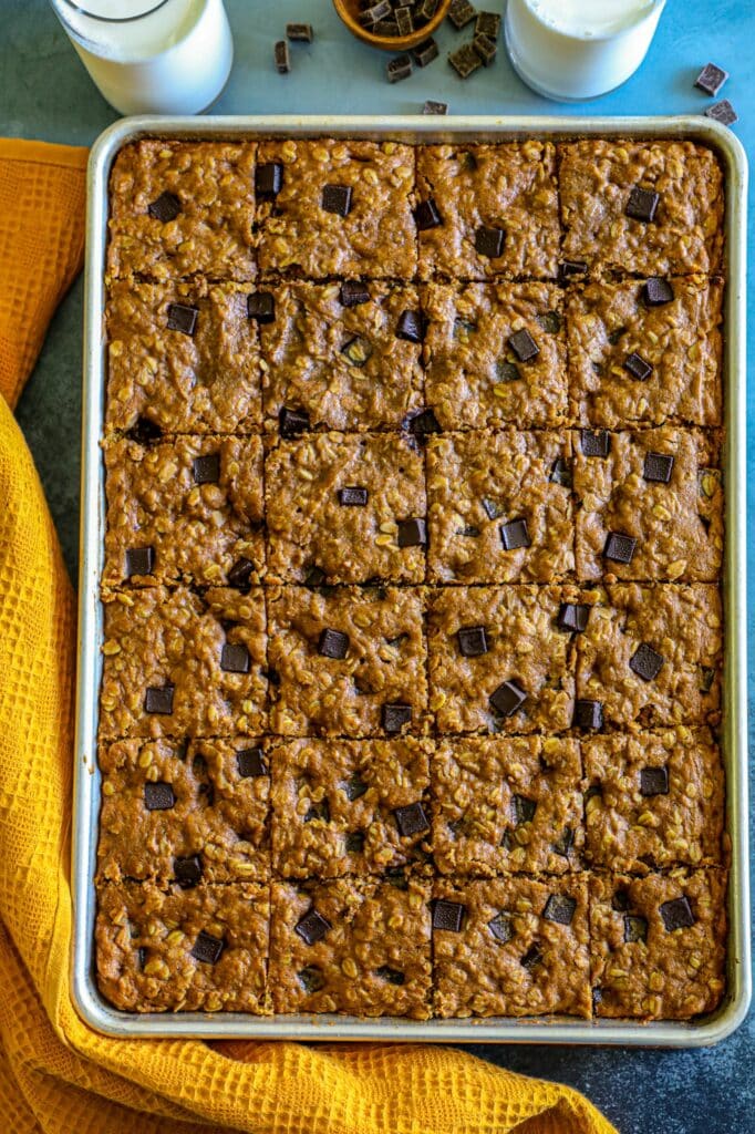Sheet Pan Pumpkin Oatmeal Cookies