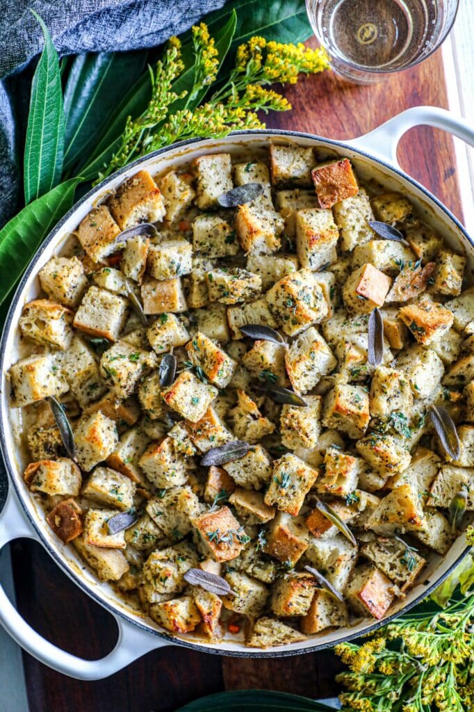Turkey Pot Pie With Stuffing Crust
