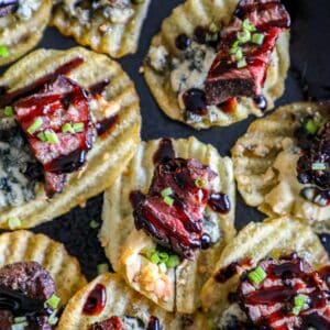 Steak crostini on chips