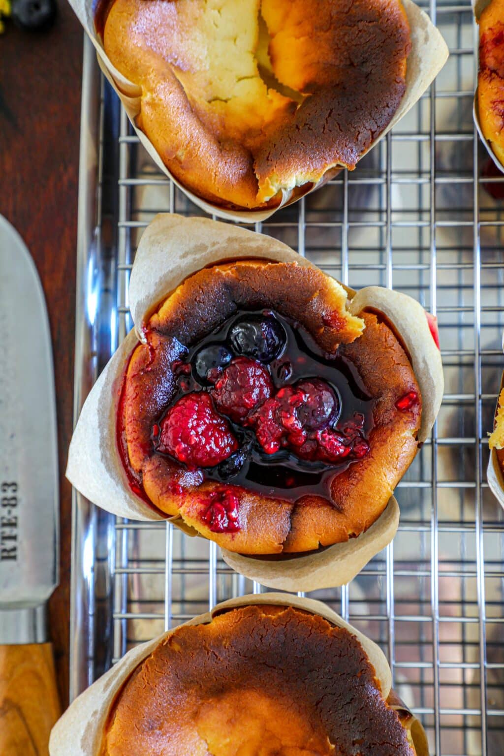 Mini Basque Cheesecake Recipe - Bonappeteach