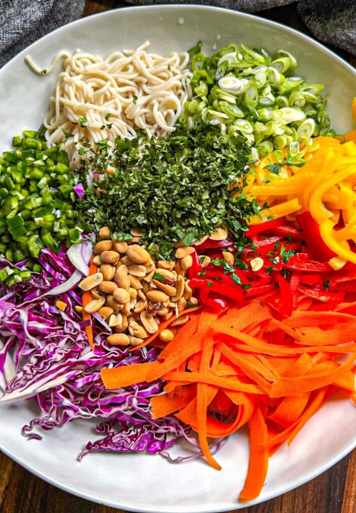 The vegetables and rice noodles in a bowl