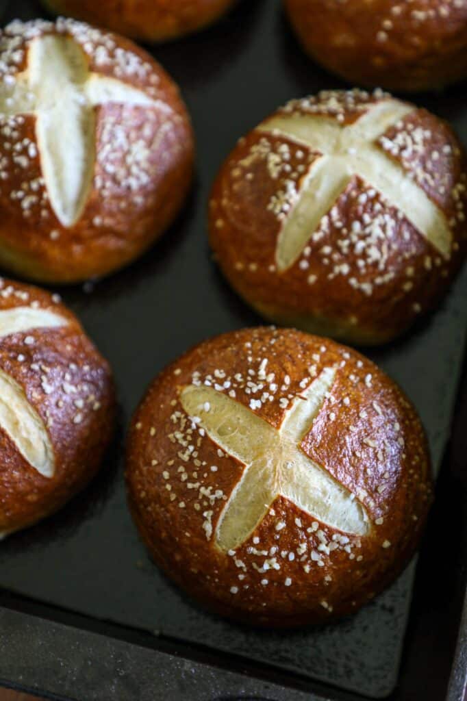 Homemade Pretzel Buns Recipe 