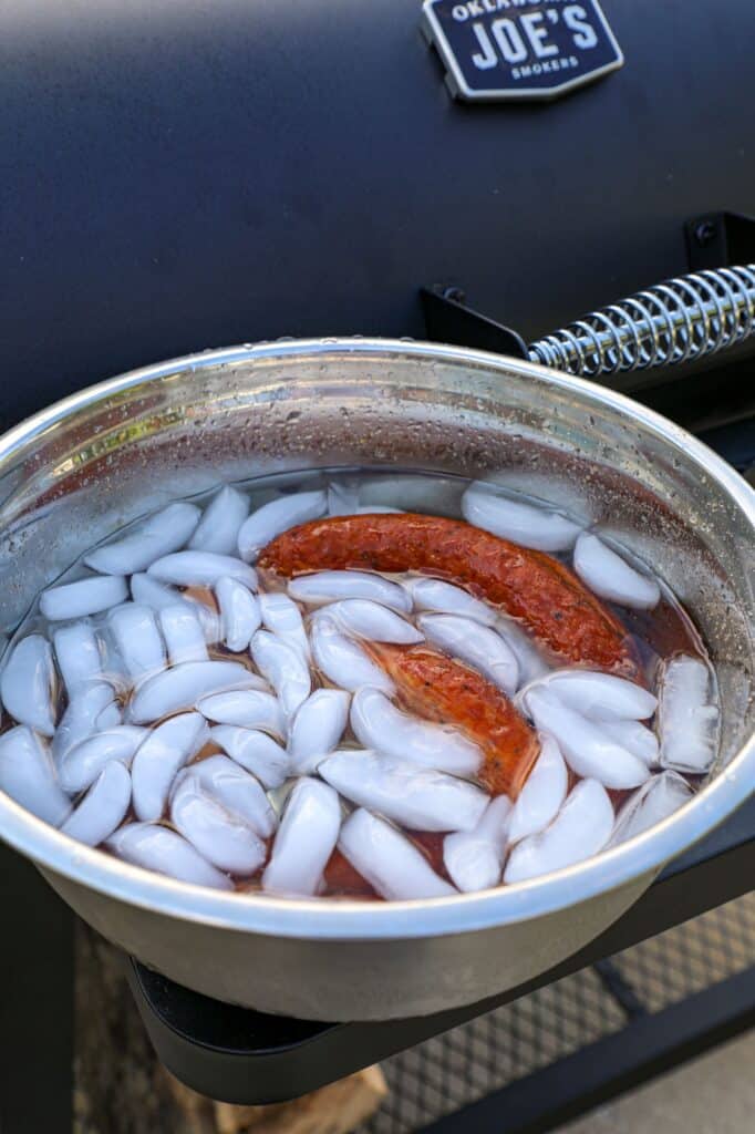 Ice bath for the smoked sausage